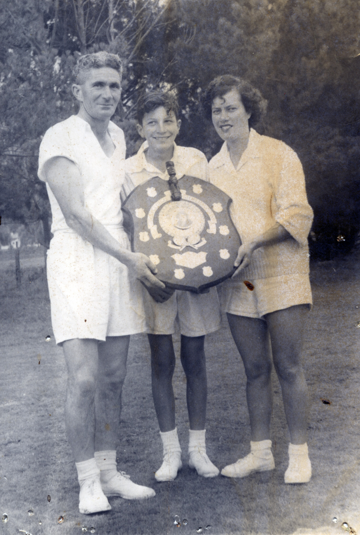 Wattie Goldsmith (coach) David Goldsmith, Ripeka Whitehead - winning back the Lady Arihi Shield from the Tikirau Tennis Club, Cape Runaway (Lady Arihia was Ta Apirana Ngata's wife)